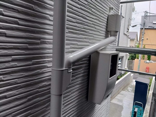 東京都中野区・O様邸　隣家工事中に破損した外壁・雨樋の補修工事2 (1)